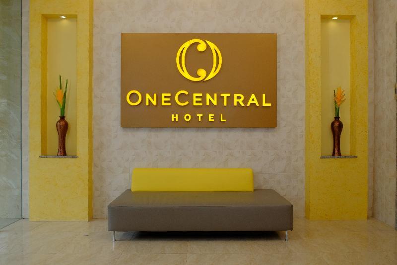 One Central Hotel&Suites - Multiple Use Hotel Cebu Extérieur photo